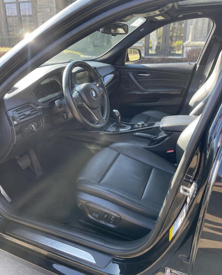 Spotless car interior after MirrorFinish detailing